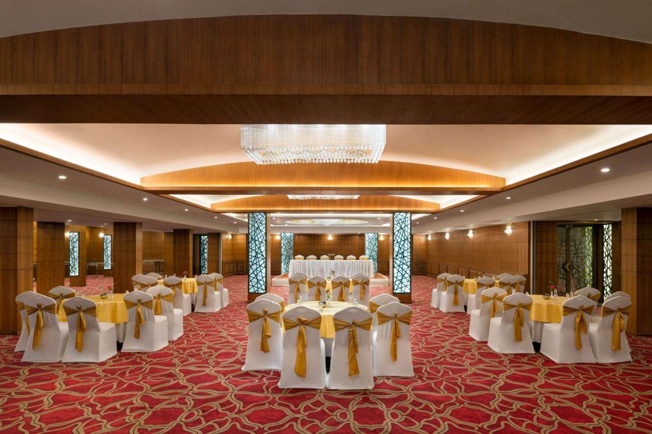 Ramada By Wyndham Varanasi Katesar Chandauli Exterior photo