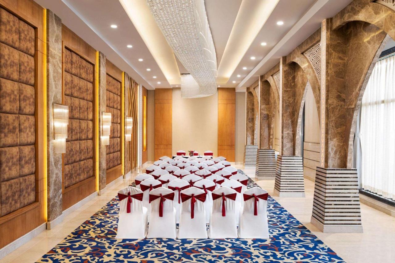 Ramada By Wyndham Varanasi Katesar Chandauli Exterior photo