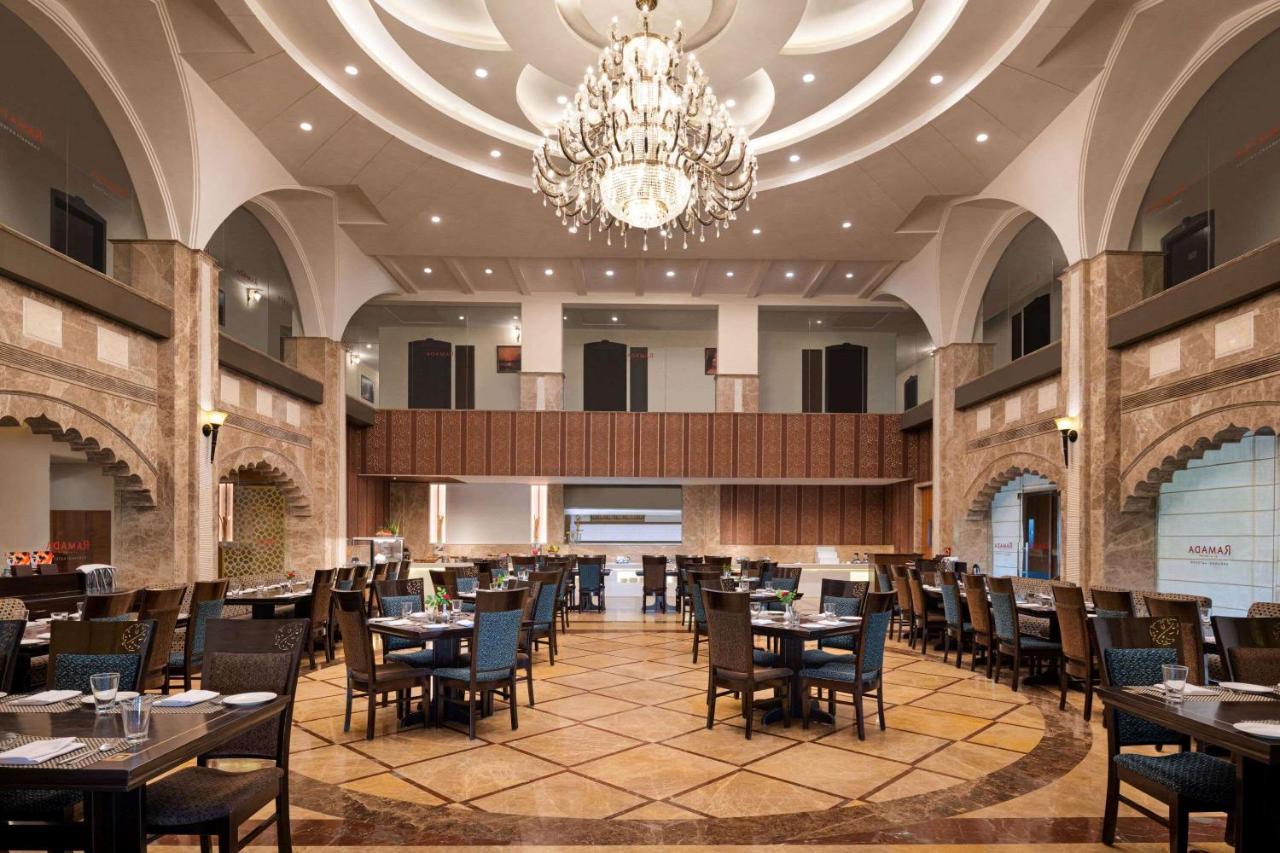 Ramada By Wyndham Varanasi Katesar Chandauli Exterior photo