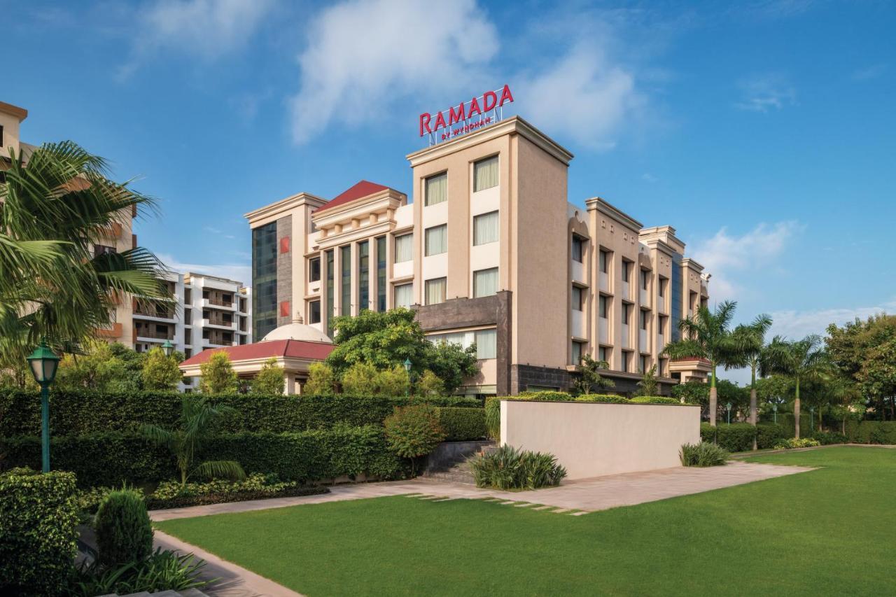 Ramada By Wyndham Varanasi Katesar Chandauli Exterior photo