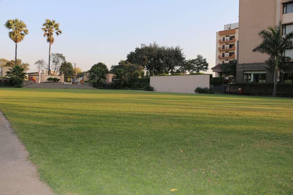 Ramada By Wyndham Varanasi Katesar Chandauli Facilities photo