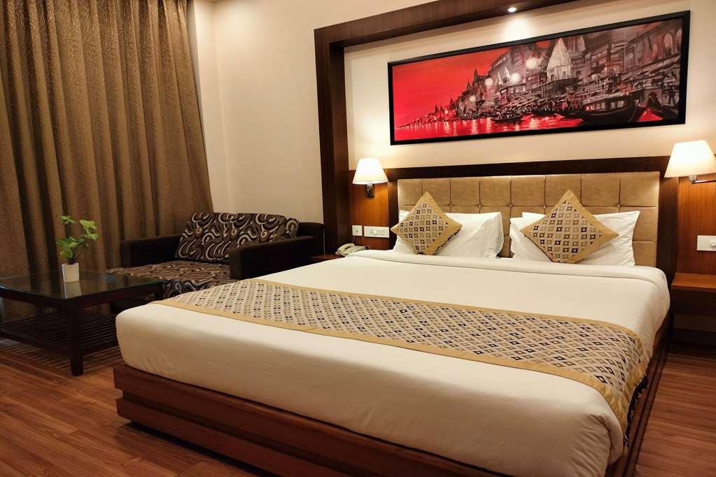 Ramada By Wyndham Varanasi Katesar Hotel Chandauli Room photo