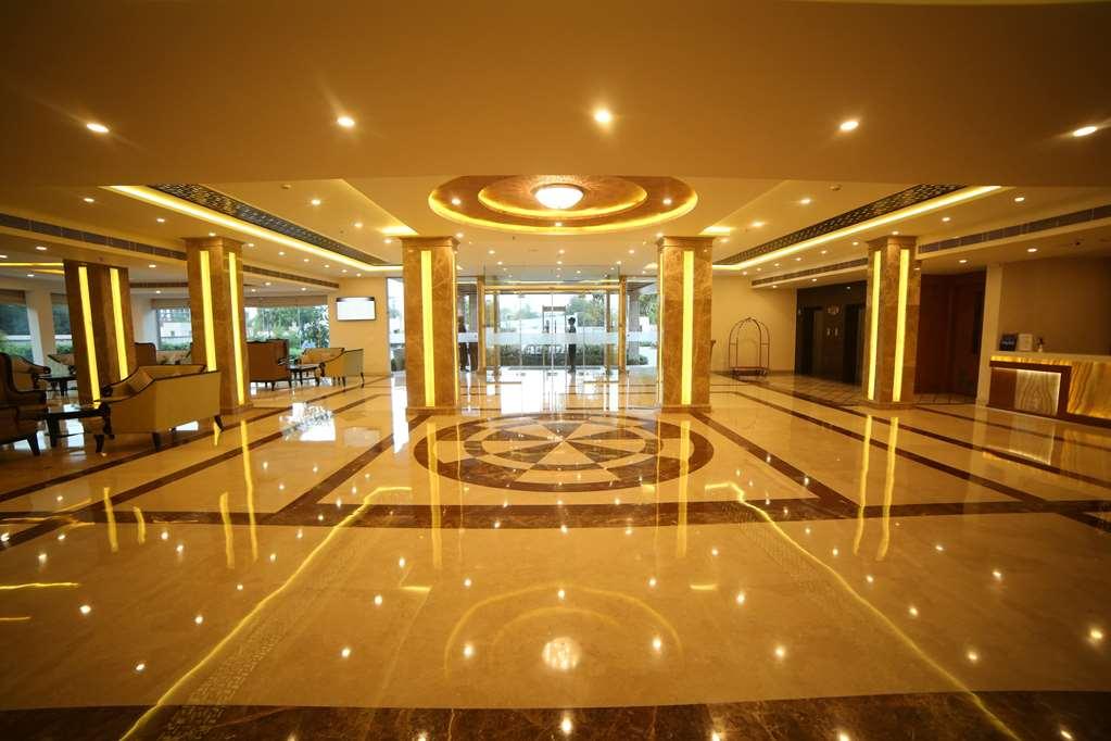 Ramada By Wyndham Varanasi Katesar Hotel Chandauli Interior photo