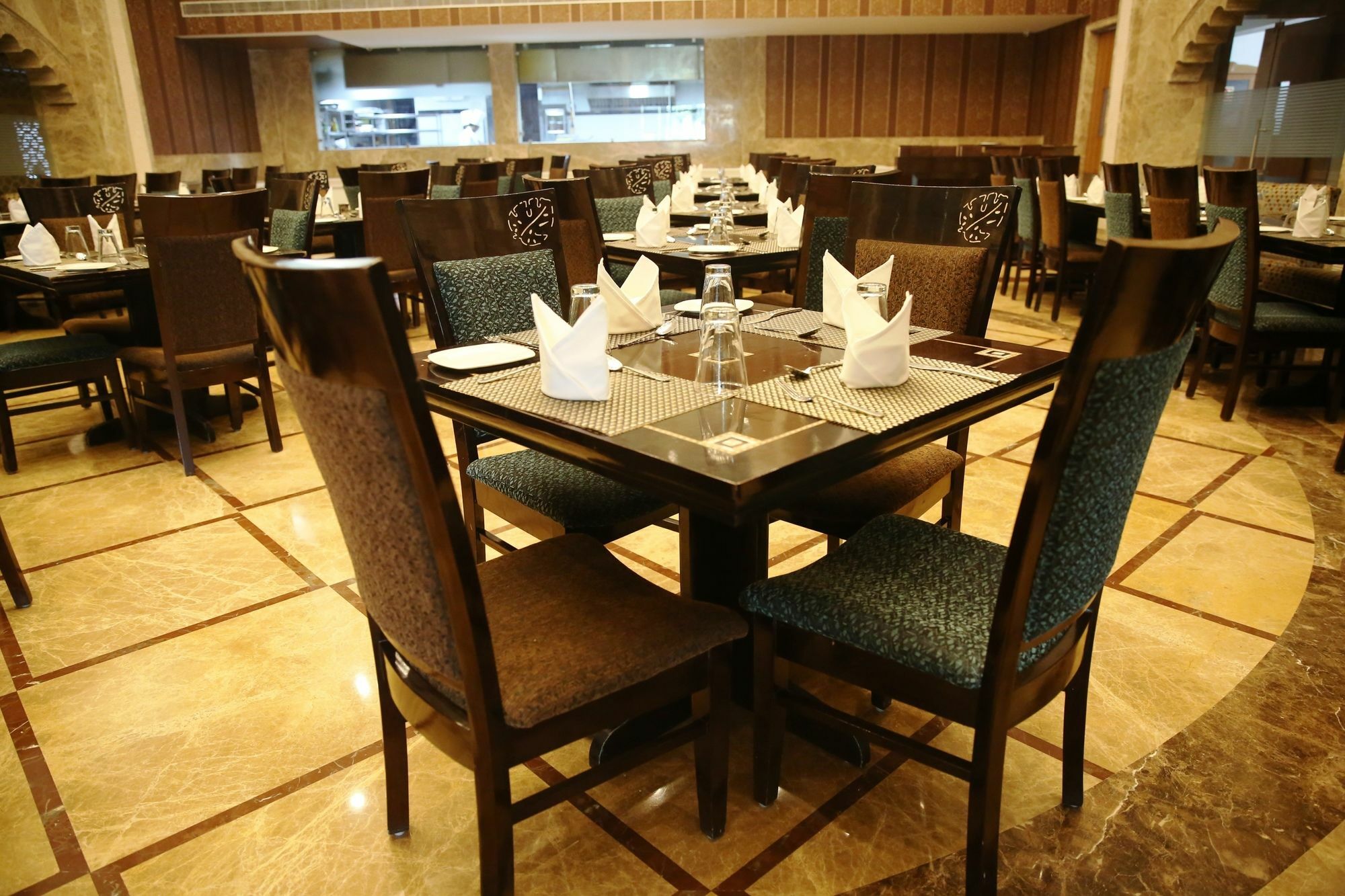 Ramada By Wyndham Varanasi Katesar Chandauli Exterior photo